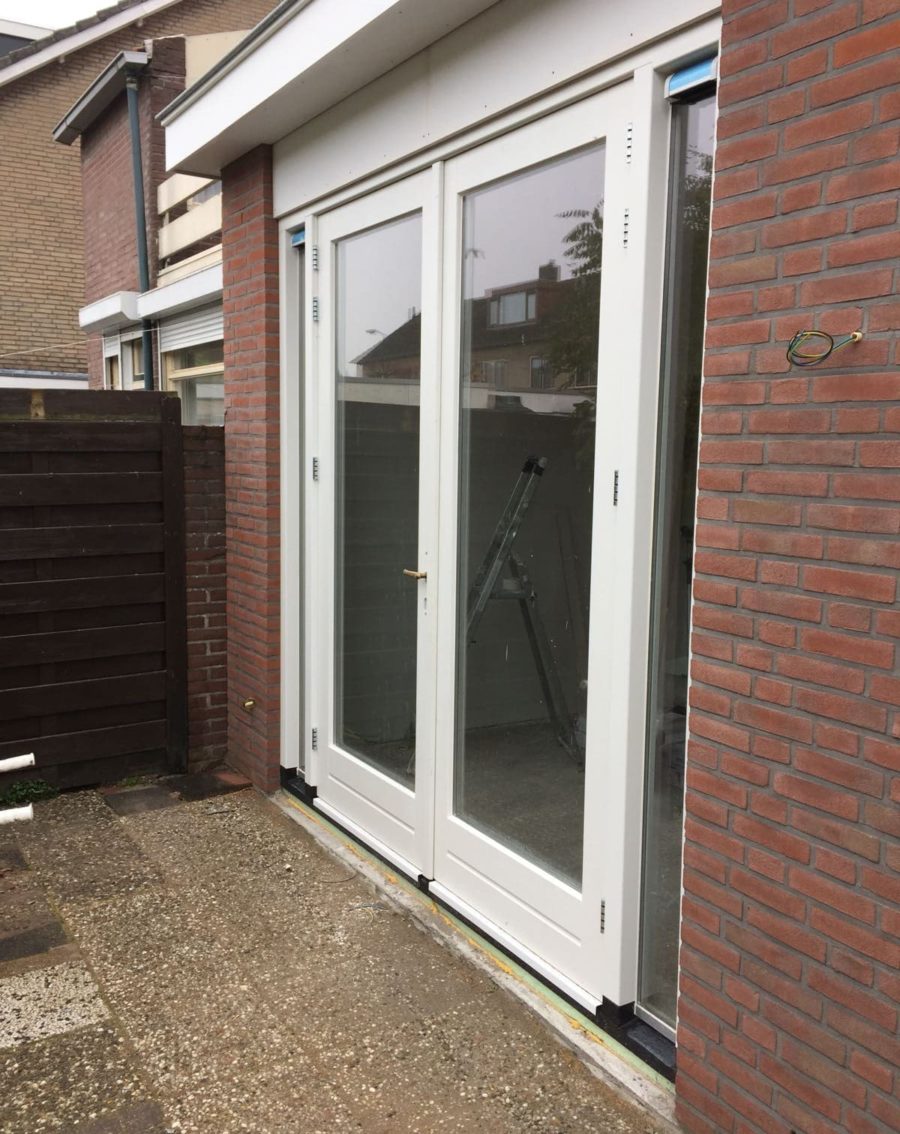 Openslaande deuren met kozijn